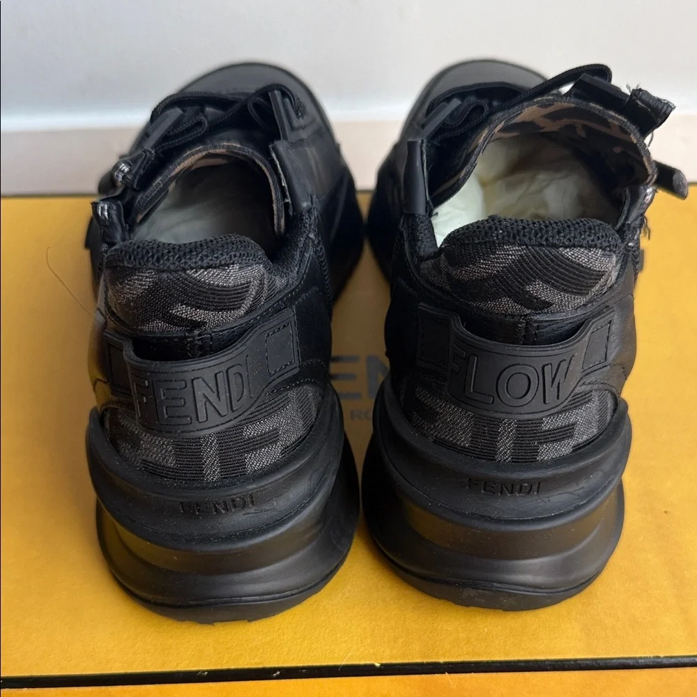 Fendi Black Low-Top FF Logo Roma Sneakers - Picture 4 of 9